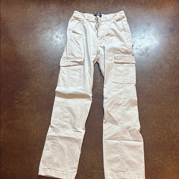 Hollister Pants - Hollister Women's Cream Cargo pants ultra high rise dad pant w24R 00R​